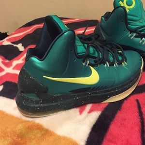 Kd 5 hulk size 9 mens