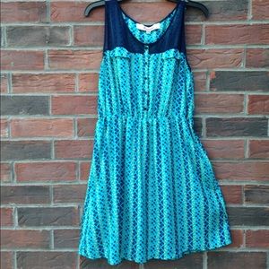 Cute blue patterned dress!!