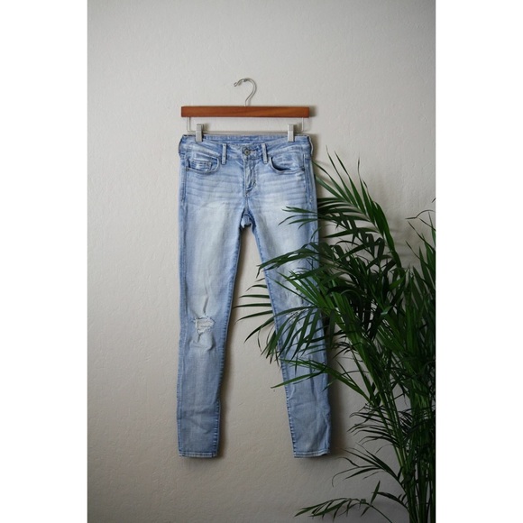 Abercrombie & Fitch Light Wash Super Skinny Jeans