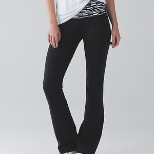 Lululemon Groove Yoga Pants 🌿