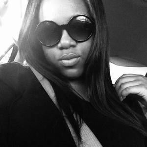 Meet your Posher, Shakira