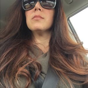 Meet your Posher, Hillary