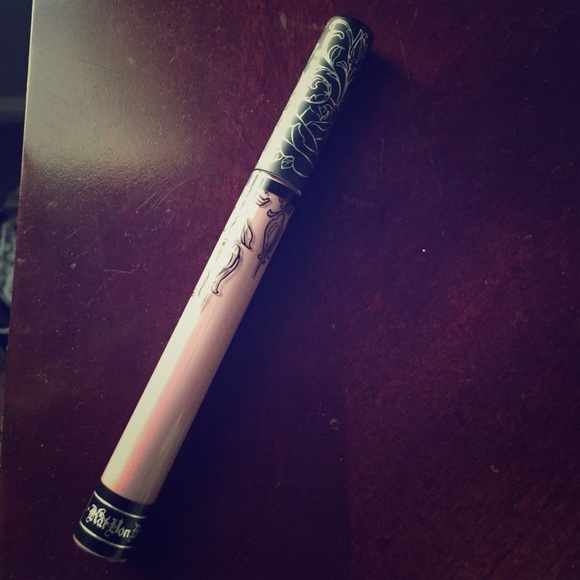 Brand new kat Von d matte lip stain