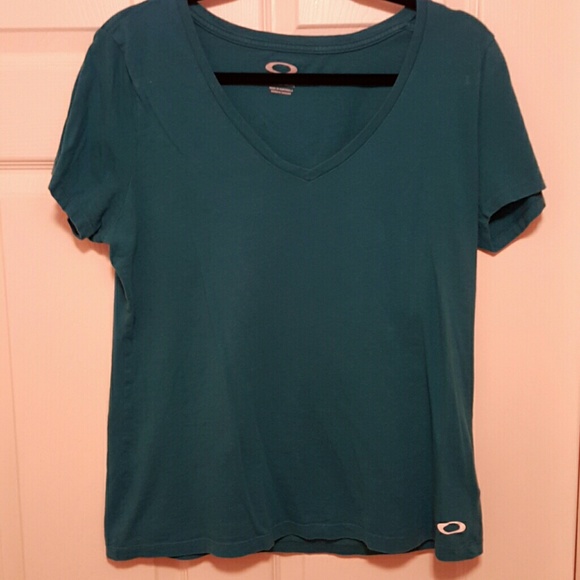 Oakley casual top