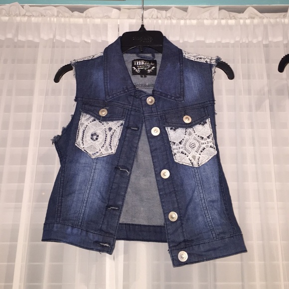 Denim vest with lace accents