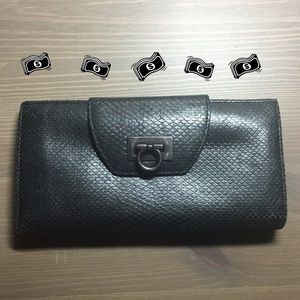 Salvatore Ferragamo snakeskin leather wallet