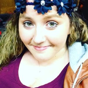 Meet your Posher, Mandie