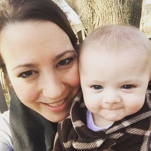 Meet your Posher, Courtney