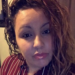 Meet your Posher, Nilsa