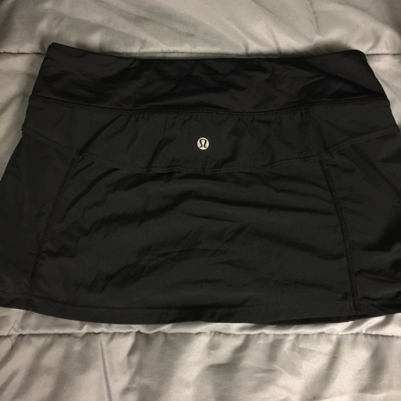 Lululemon tennis skort