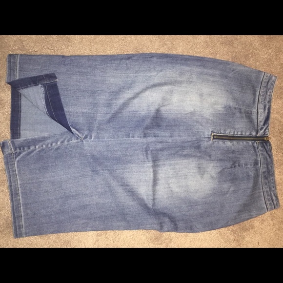Denim Pencil Skirt - Picture 3 of 4
