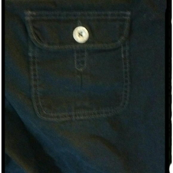 Woman's long shorts - Picture 4 of 4