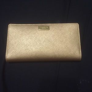 Rose gold Newberry Lane Stacy wallet
