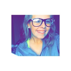 Meet your Posher, Brook