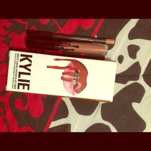 LipKit by Kylie Jenner Dolce K
