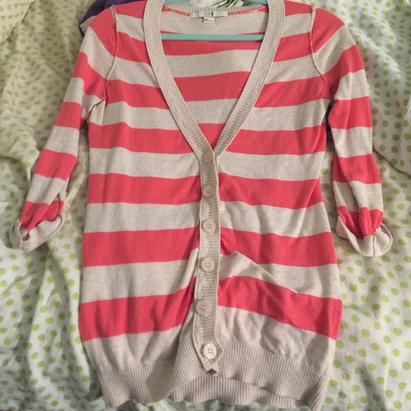 Pink and Creme/white stripped sweater