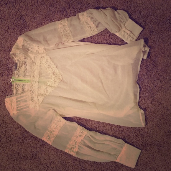 Gimmicks blouse - Picture 1 of 3