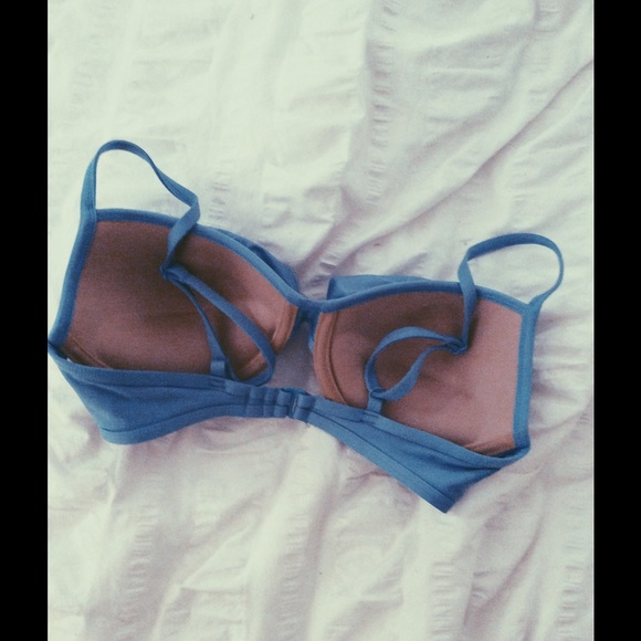 NEW! Ruffled Bikini Top - Picture 2 of 3