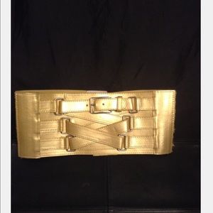 Medium gold belt