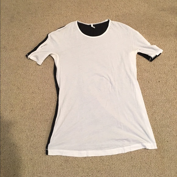 Lululemon 2 Tone Short Sleeve T-Shirt