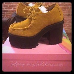 Jeffrey Campbell Nebula