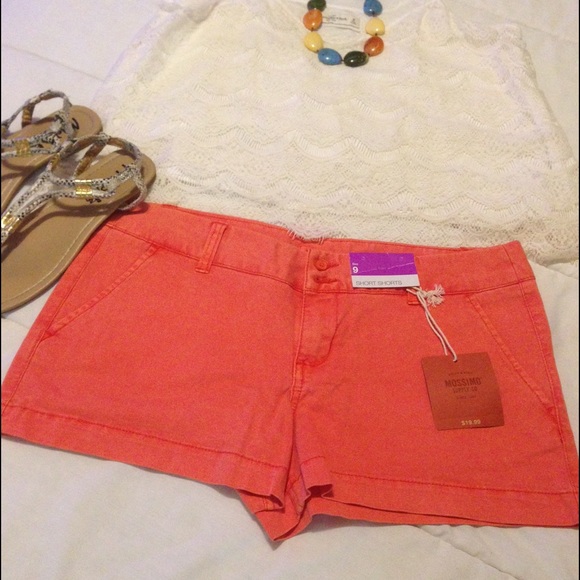 Short short - Picture 2 of 3