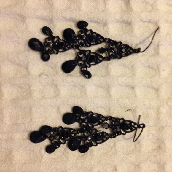 black dangly earrings