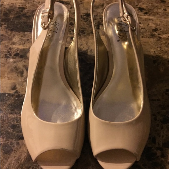 Nude heels