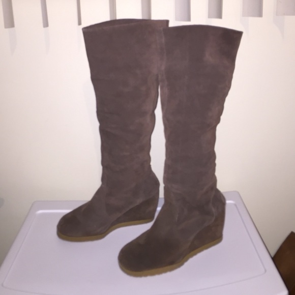 Worn once suede Paris Blues knee high wedged boots