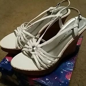 Chinese Laundry Wedges