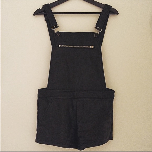 Faux leather jumper. Super cute and great fit.