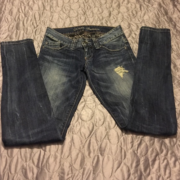 🕶Guess Premium Jeans 🕶 sz 24 - Picture 2 of 4