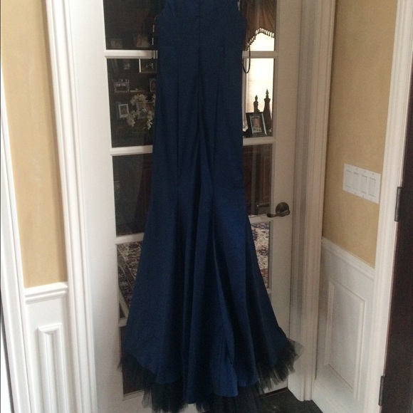 Evening gown - Picture 4 of 4