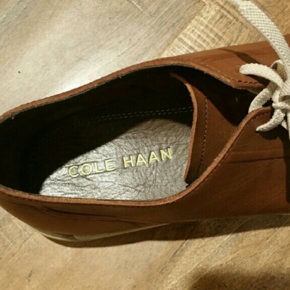 Nike Air Cole Haan sneakers/oxfords. Like NEW. - Picture 2 of 4