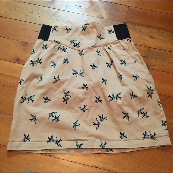 H&M bird mini skirt