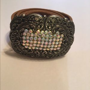 Pink vintage belt distressed look