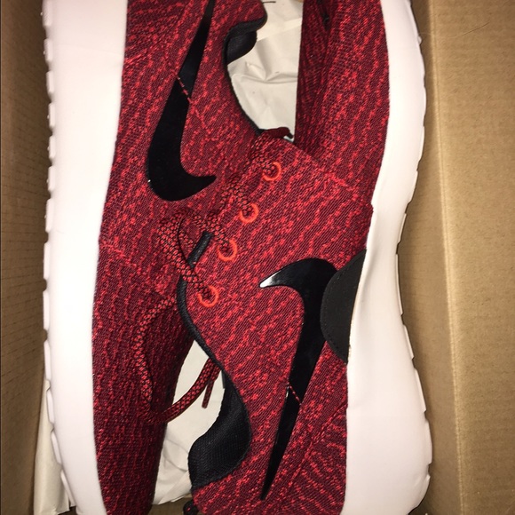 where to buy men nike roshe yeezy boost 350 red black dccea where to buy men nike roshe yeezy boost 350 red black dccea