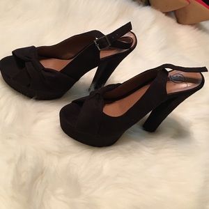 NEVER WORN - suade platforms