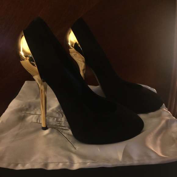 Giuseppe Zanotti's and Loub heel tips