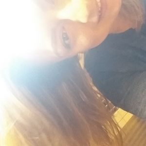 Meet your Posher, Laurie