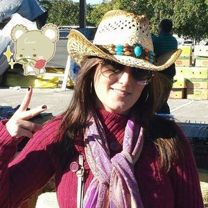 Meet your Posher, Daneisy