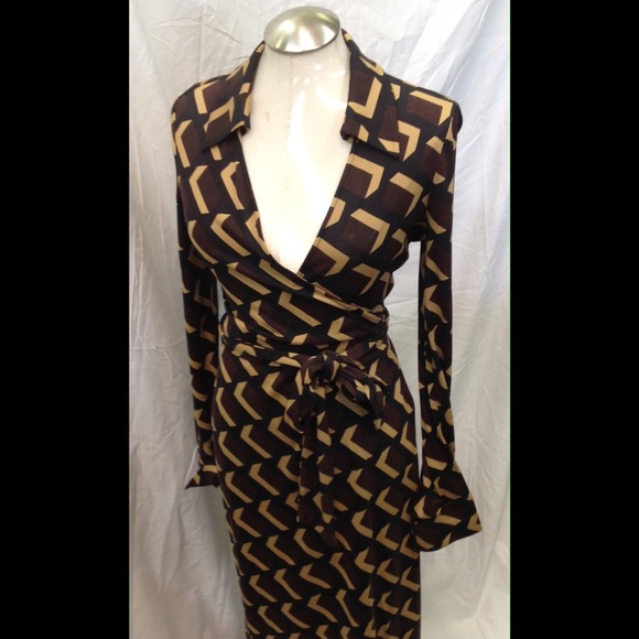 Diane von Furstenberg Dresses & Skirts - Reduced!! Vintage Diane Von Furstenberg wrap dress