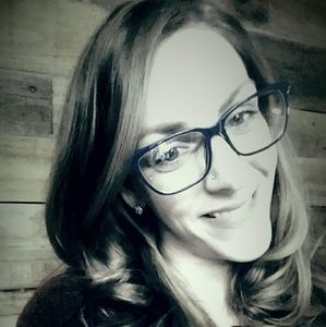Meet your Posher, Jenni
