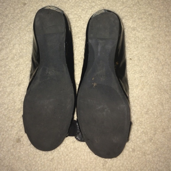 Black belted flats - Picture 2 of 3