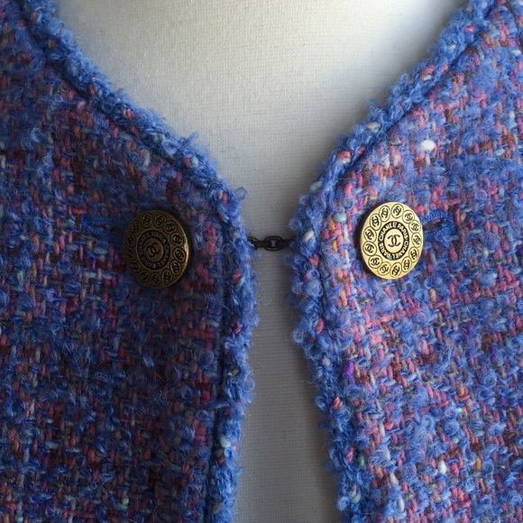 🚫sold🚫 CHANEL Periwinkle Tweed Boucle Jacket - Picture 4 of 4