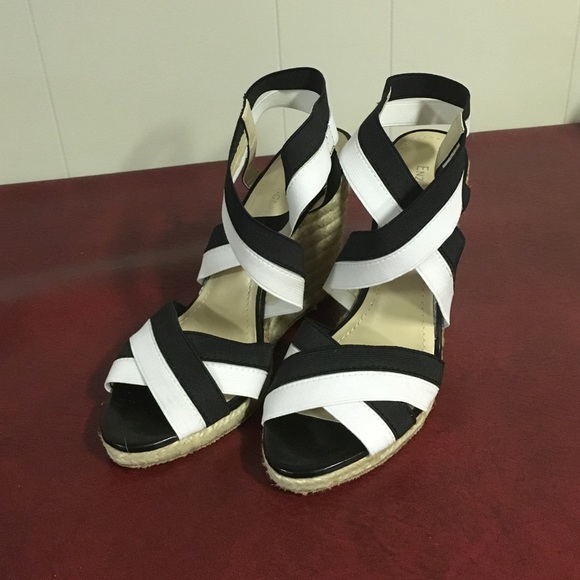 Enzo Angiolini wedge sandals - Picture 1 of 4