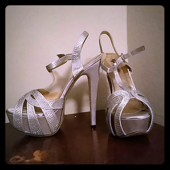 Silver 6 inch heels