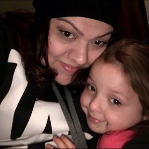 Meet your Posher, Desiree