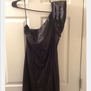 One shoulder dress