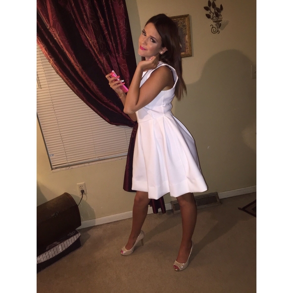 Meet your Posher, Abby